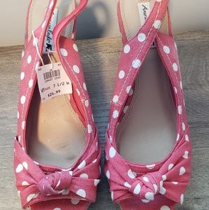American Eagle Size 7.5 Wide Polka Dot Wedges